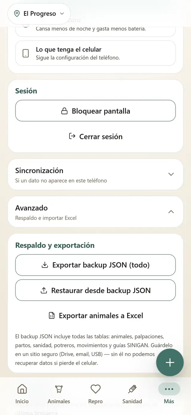 Captura real de la sección de respaldo en Ajustes: exportar backup JSON, restaurar backup o exportar animales a Excel